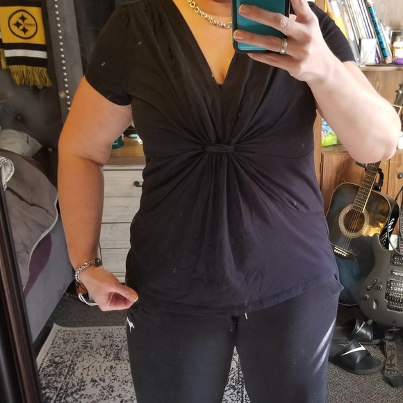 Black low V-neck top - Picture 4 of 4